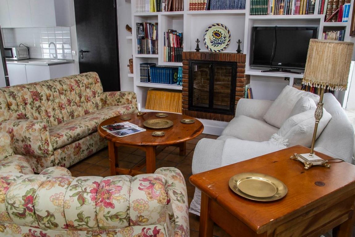 Casa Rural Tres Ventas Brazatortas エクステリア 写真